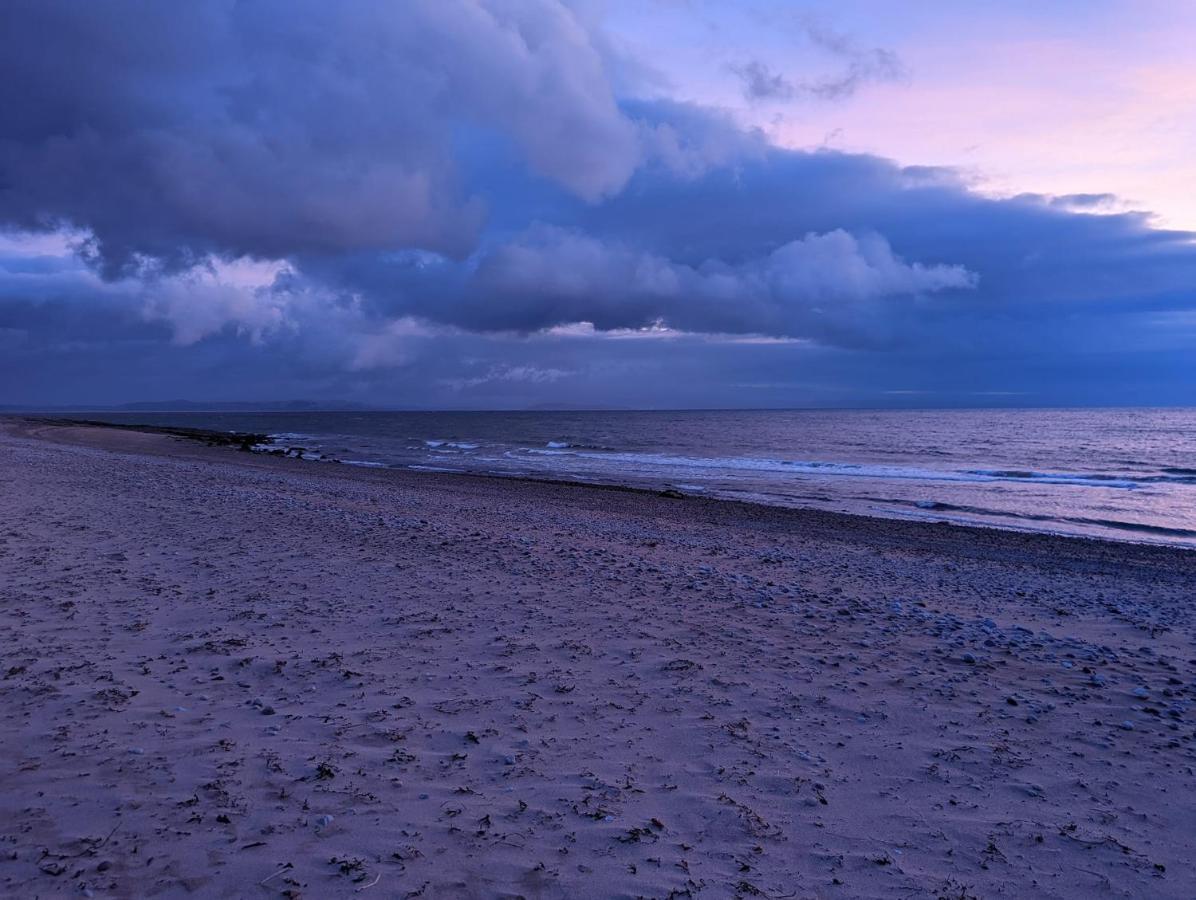 The Best Moments Start Here Corrie Bagian luar foto